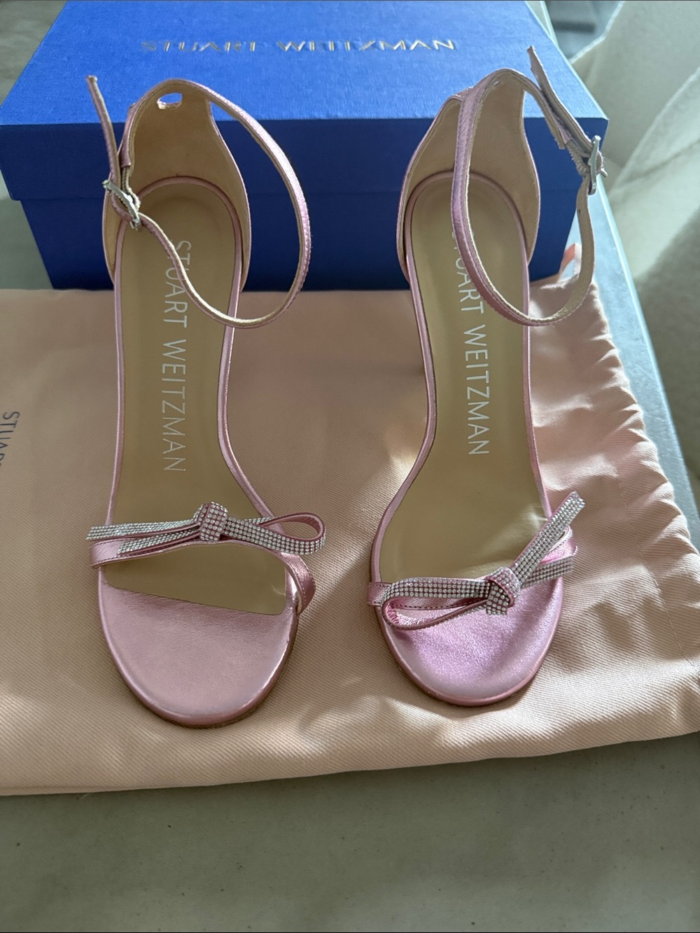 Stuart Weitzman pumps